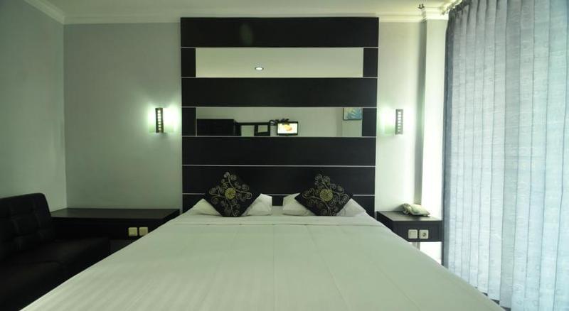 Arya Hotel & Spa クタ エクステリア 写真